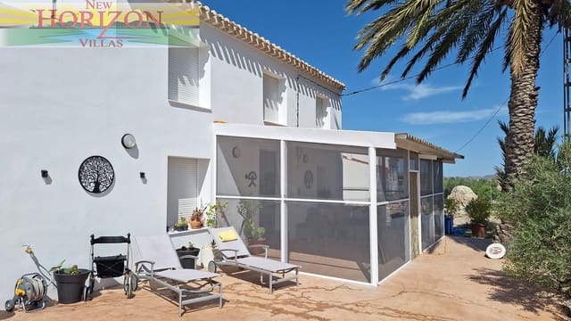 8 quarto Moradia para arrendar em La Alfoquia, Zurgena - 1 200 € (Ref: 8712936)