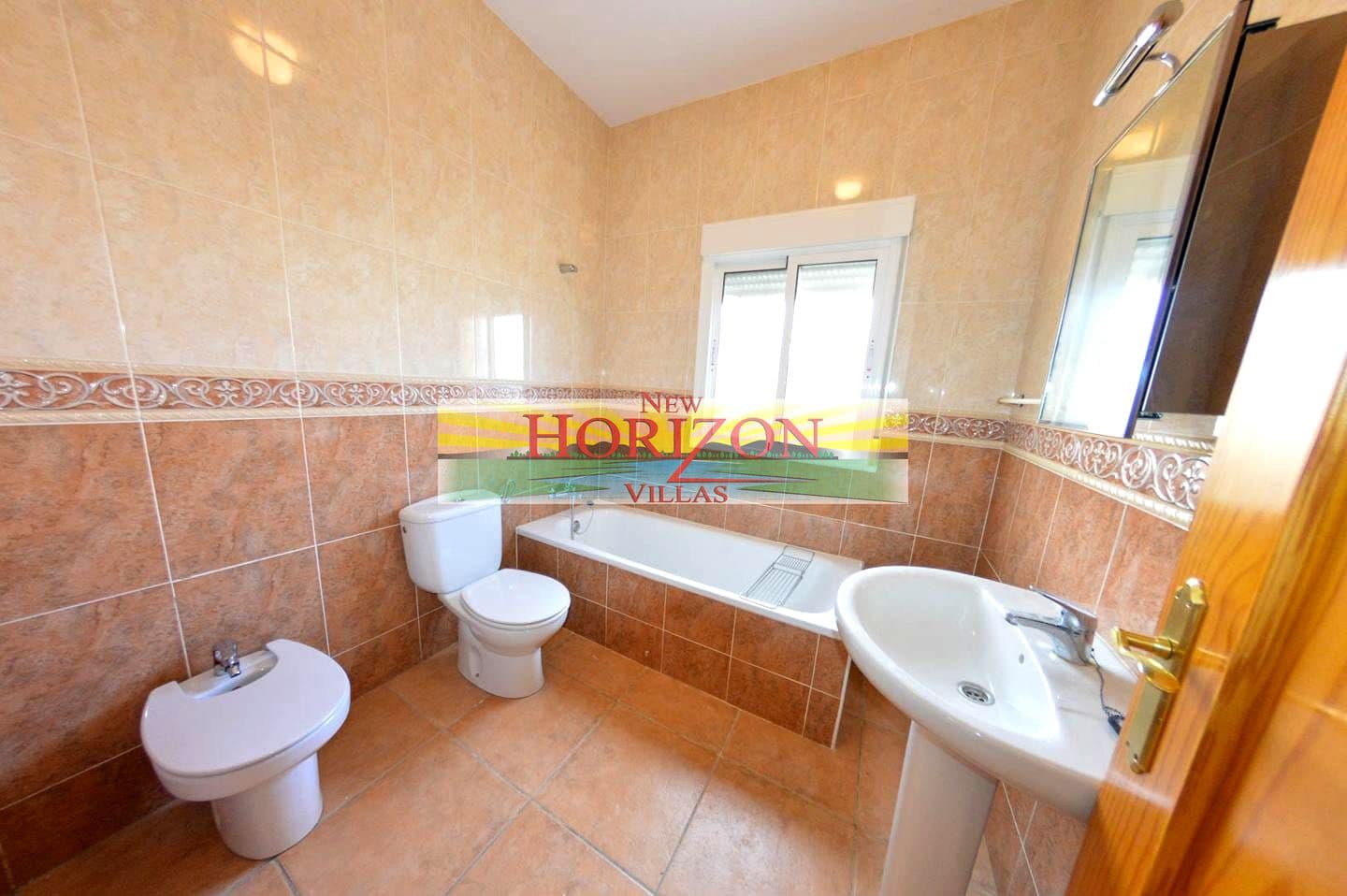 3 bedroom Villa for rent in Arboleas with pool - € 800 (Ref: 8756547)