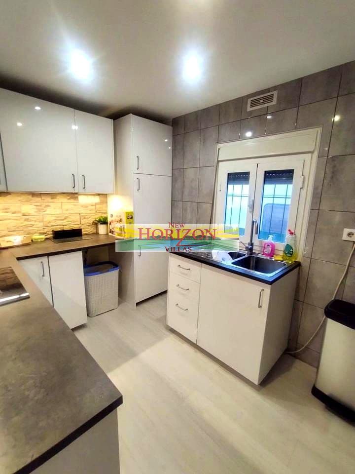 4 soveværelse Villa til salg i Oria med swimmingpool - € 165.000 (Ref: 8769123)