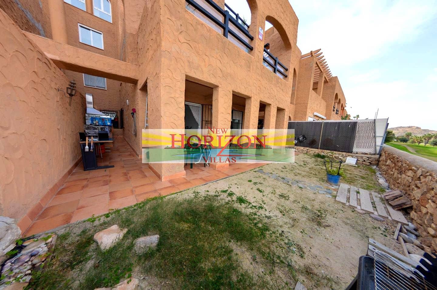 2 bedroom Flat for sale in Mojacar with pool garage - € 199,000 (Ref: 8769429)