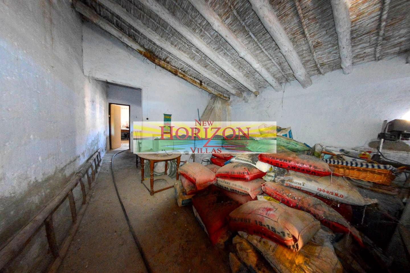 6 soveværelse Villa til salg i Arboleas med garage - € 95.000 (Ref: 8852989)