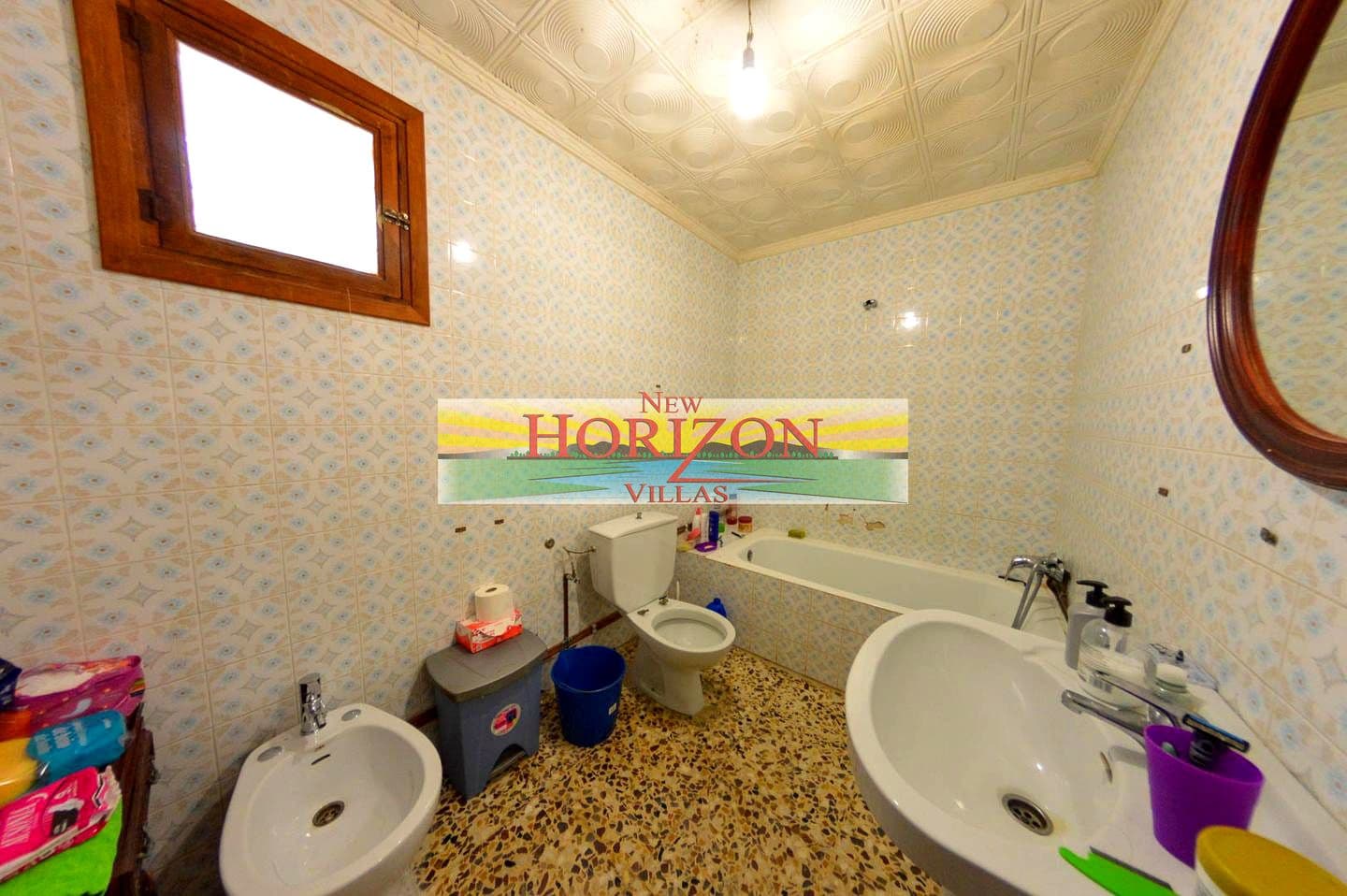 6 soveværelse Villa til salg i Arboleas med garage - € 95.000 (Ref: 8852989)