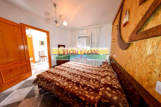 2 soveværelse Villa til leje i Oria - € 450 (Ref: 8878270)