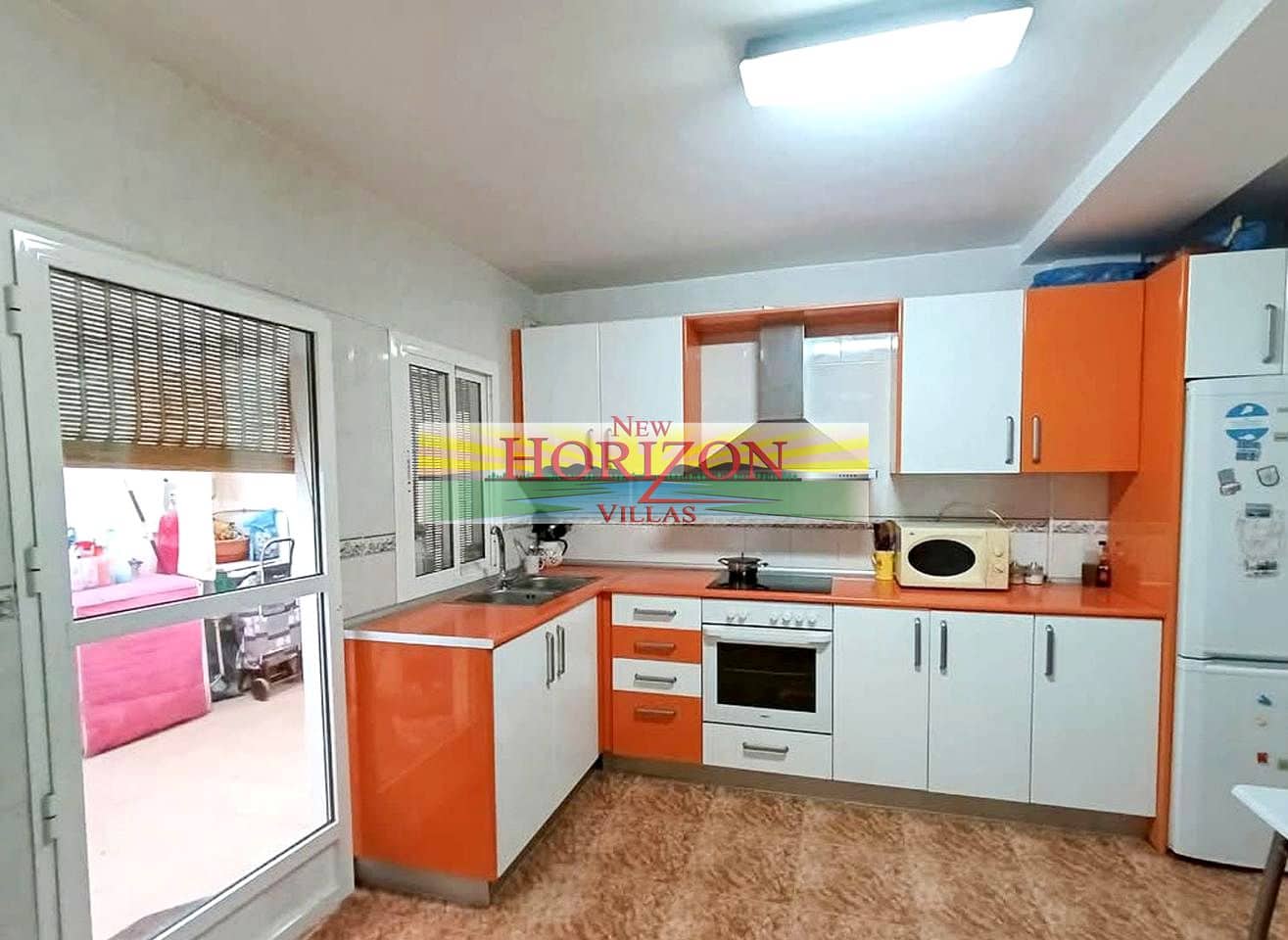 5 soveværelse Lejlighed til salg i Albox med garage - € 190.000 (Ref: 8907919)