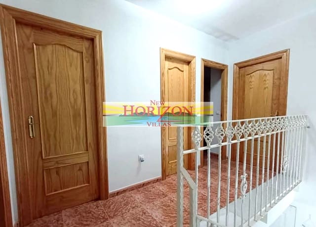 5 soveværelse Lejlighed til salg i Albox med garage - € 190.000 (Ref: 8907919)