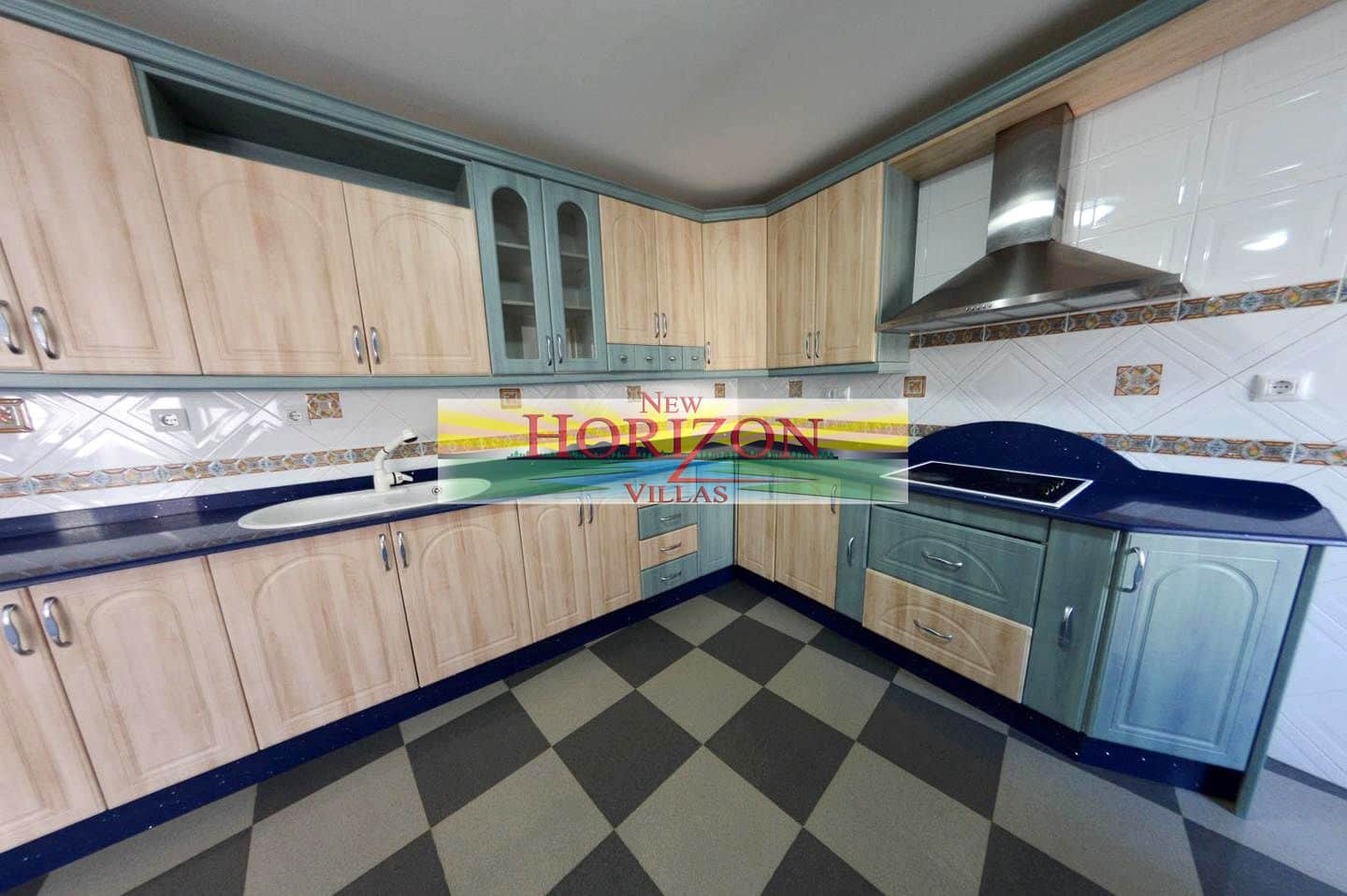 3 bedroom Flat for rent in Albox - € 550 (Ref: 8922635)