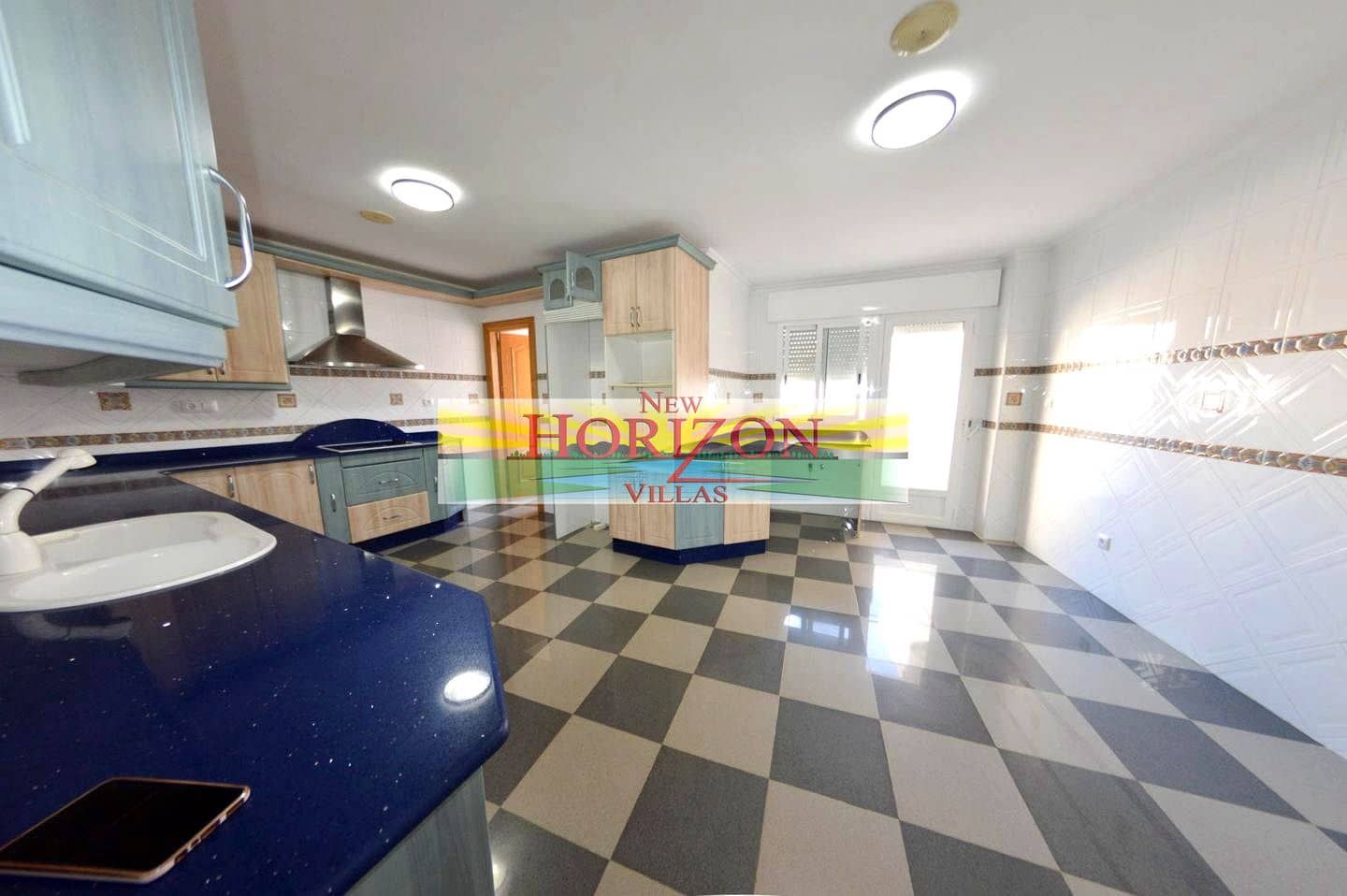 3 bedroom Flat for rent in Albox - € 550 (Ref: 8922635)