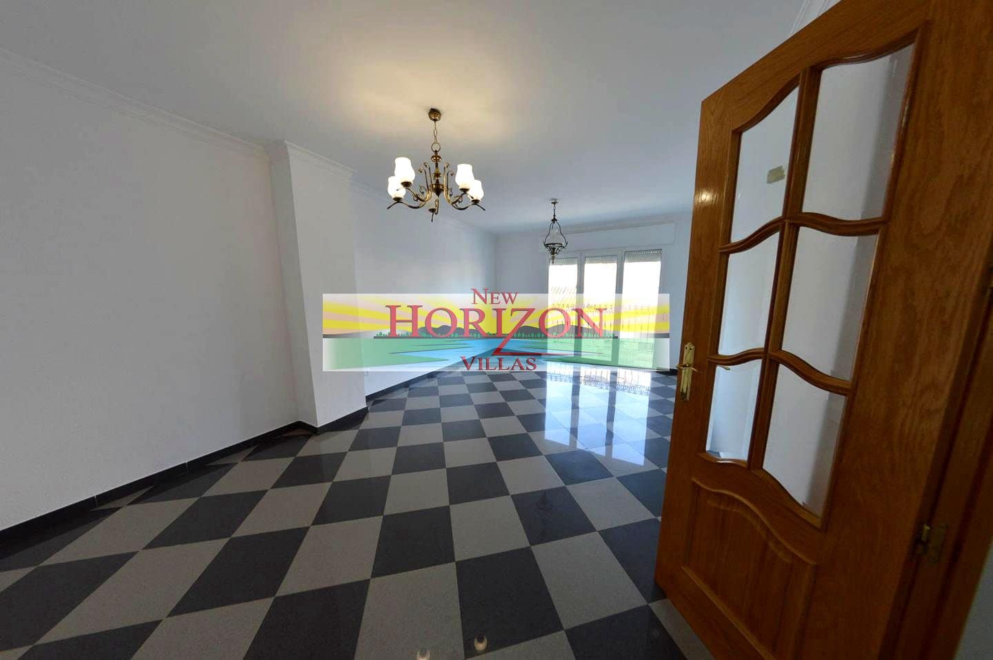 3 bedroom Flat for rent in Albox - € 550 (Ref: 8922635)