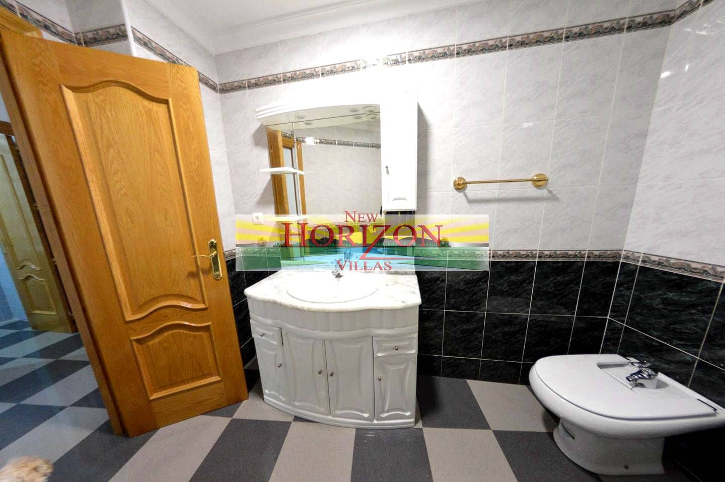3 bedroom Flat for rent in Albox - € 550 (Ref: 8922635)
