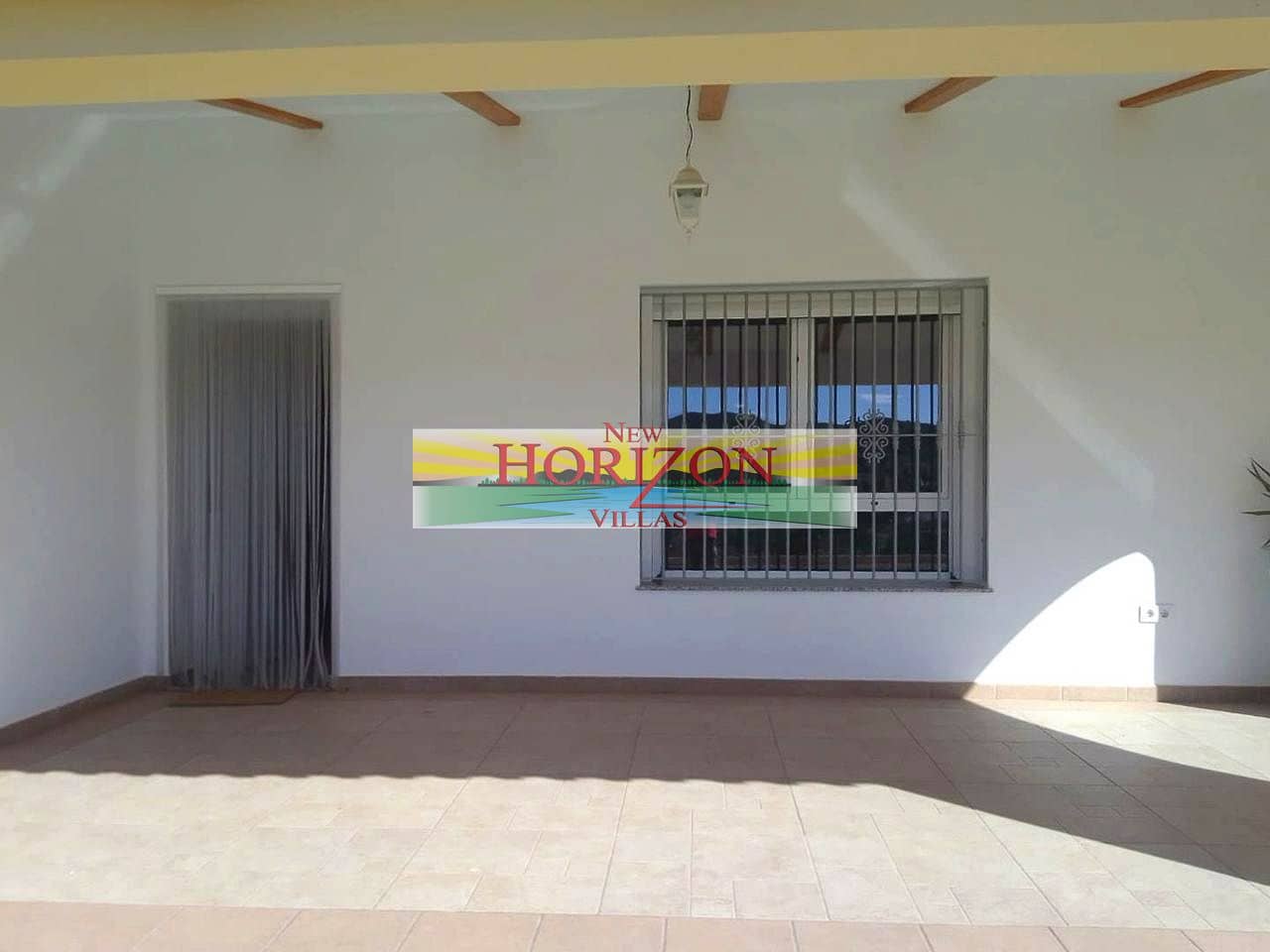 3 bedroom Villa for rent in Arboleas - € 650 (Ref: 8924544)