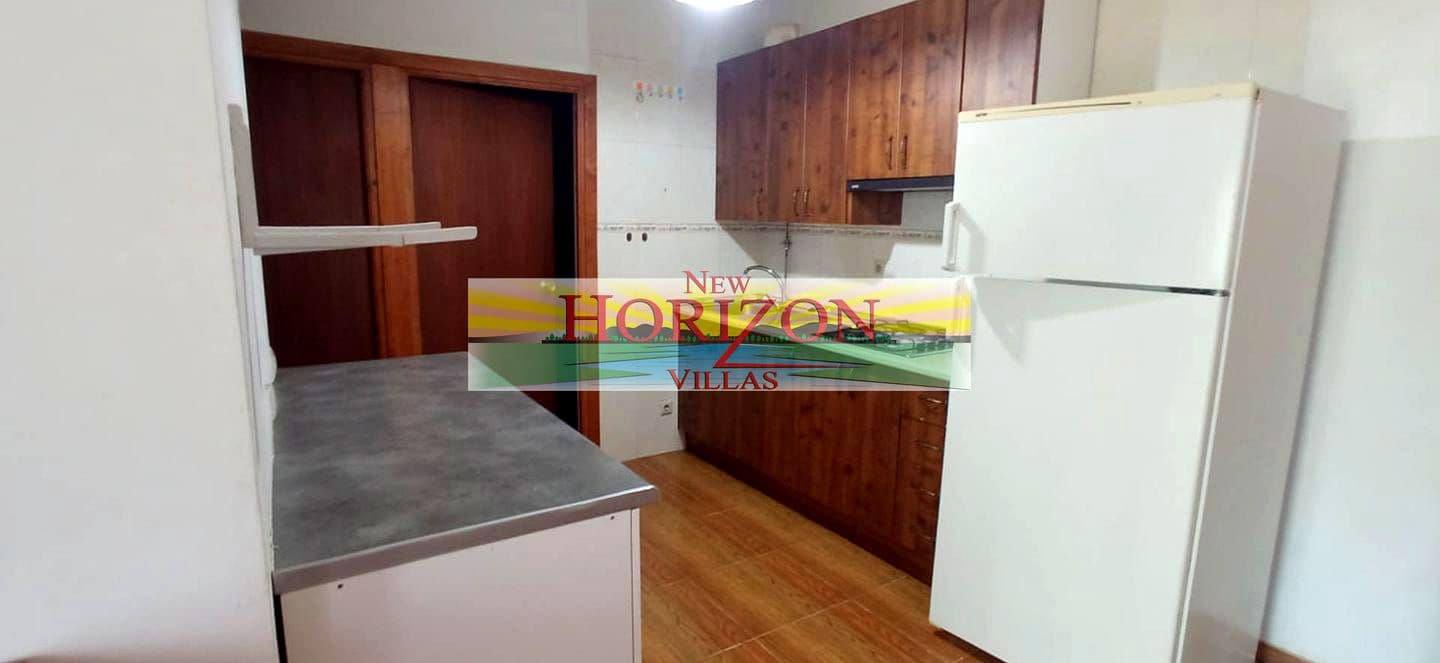 Chalet de 4 habitaciones en Serón en alquiler - 400 € (Ref: 8989977)