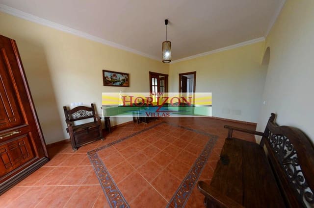 3 camera da letto Villa da affittare in Albox con garage - 700 € (Rif: 9041070)