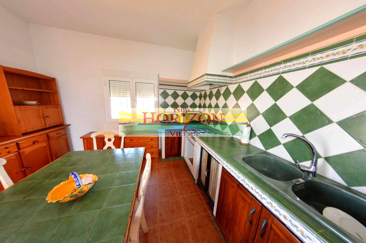 3 soveværelse Villa til leje i Albox med garage - € 700 (Ref: 9041070)