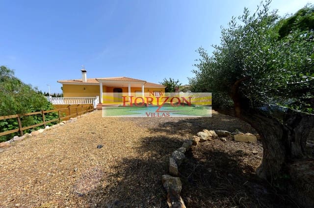 3 camera da letto Villa da affittare in Albox con garage - 700 € (Rif: 9041070)