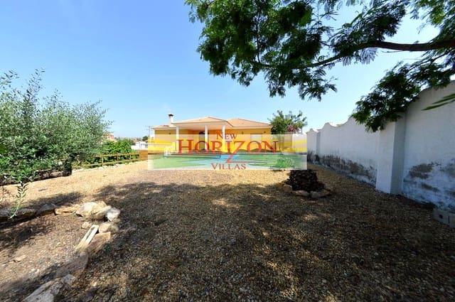 3 camera da letto Villa da affittare in Albox con garage - 700 € (Rif: 9041070)