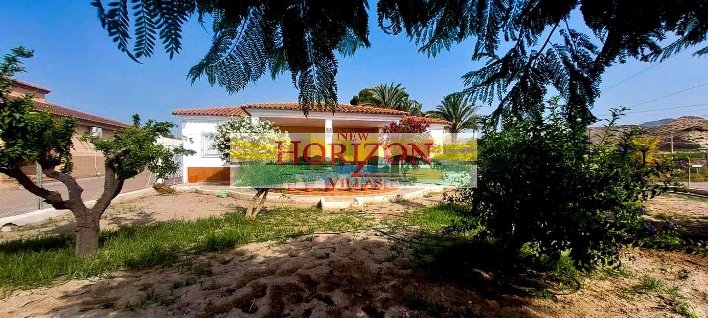 4 bedroom Villa for sale in Cuevas del Almanzora - € 249,950 (Ref: 9061790)