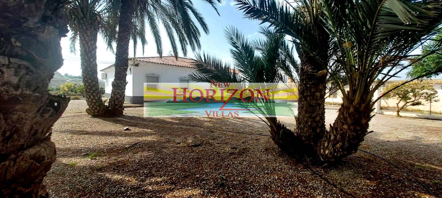 4 bedroom Villa for sale in Cuevas del Almanzora - € 249,950 (Ref: 9061790)