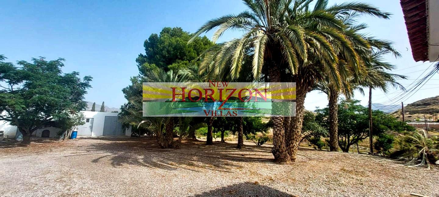 4 bedroom Villa for sale in Cuevas del Almanzora - € 249,950 (Ref: 9061790)