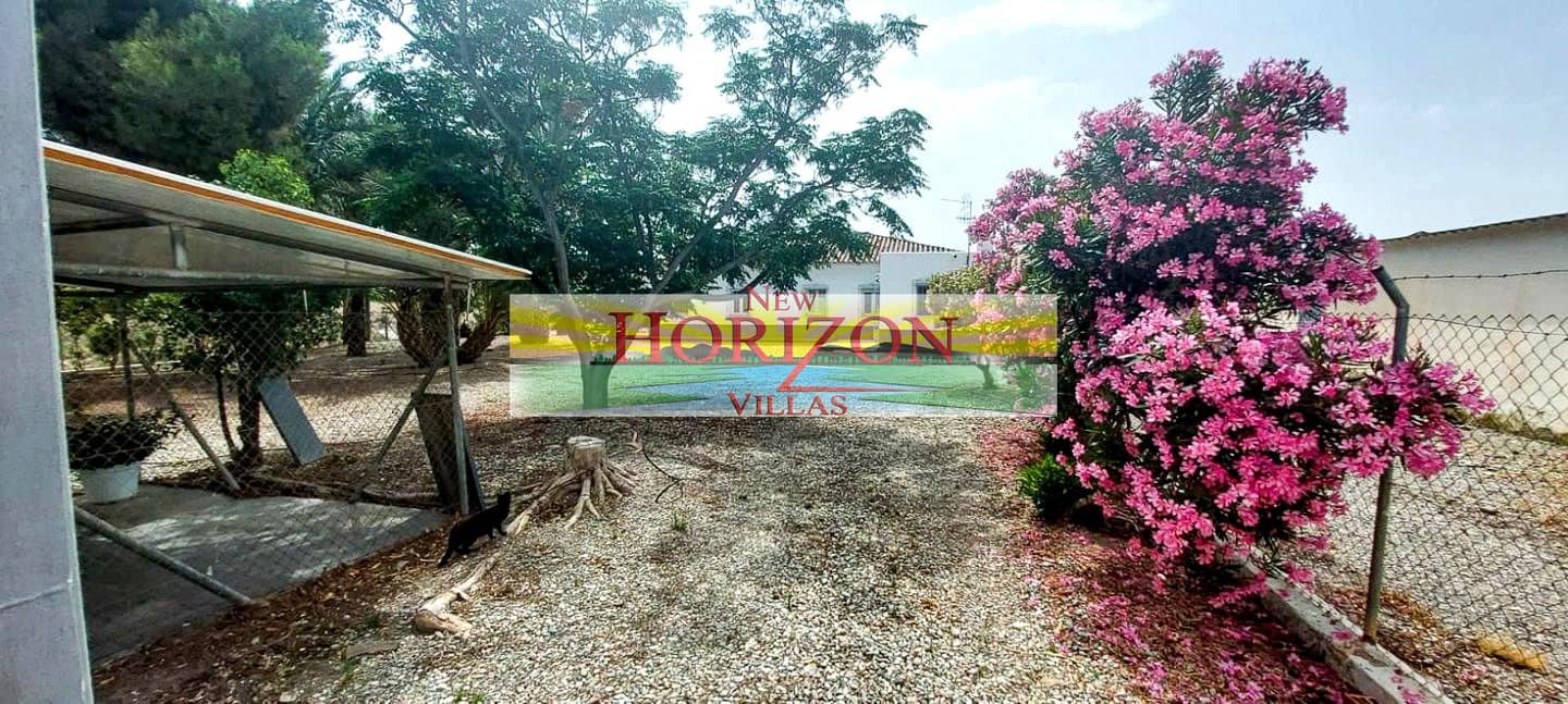 4 bedroom Villa for sale in Cuevas del Almanzora - € 249,950 (Ref: 9061790)