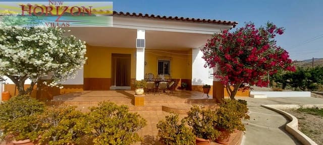 4 soveværelse Villa til salg i Cuevas del Almanzora - € 249.950 (Ref: 9061790)