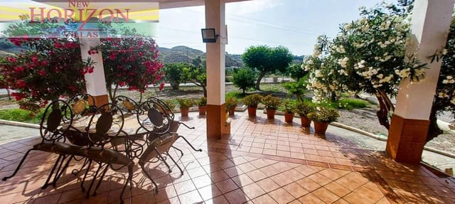 4 soveværelse Villa til salg i Cuevas del Almanzora - € 249.950 (Ref: 9061790)