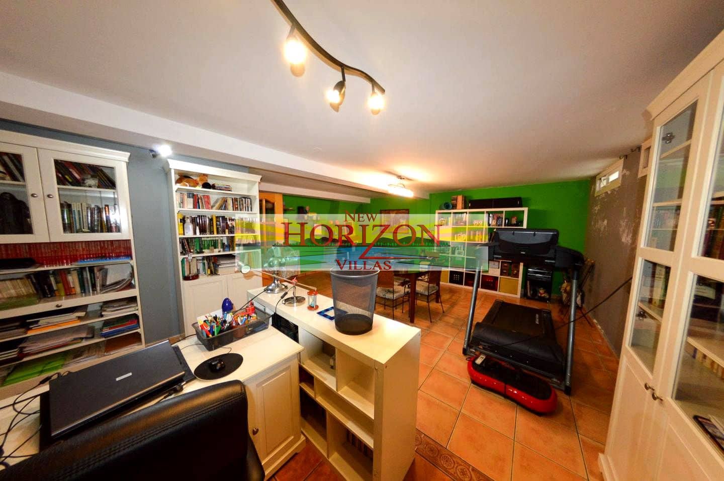 5 soveværelse Villa til salg i Huercal-Overa - € 370.000 (Ref: 9064321)