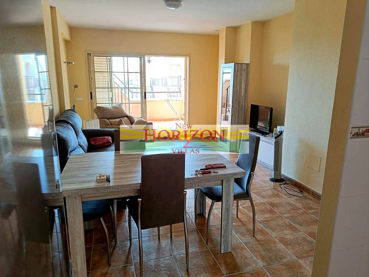 2 slaapkamer Flat te huur in La Alfoquia - € 530 (Ref: 9076680)