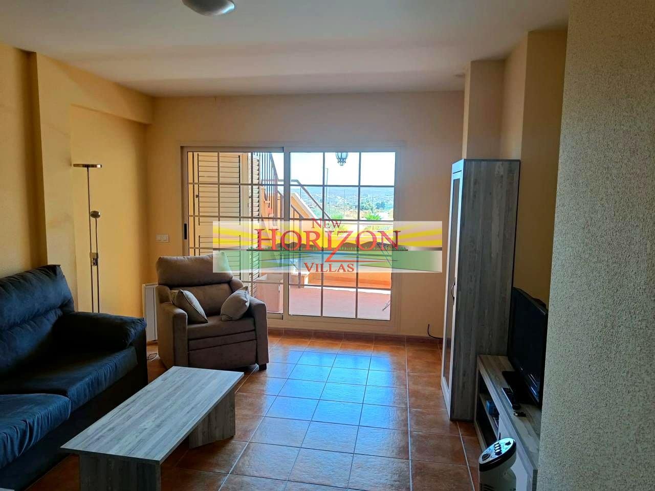 2 slaapkamer Flat te huur in La Alfoquia - € 530 (Ref: 9076680)