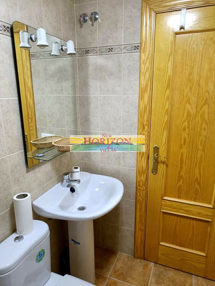 2 slaapkamer Flat te huur in La Alfoquia - € 530 (Ref: 9076680)