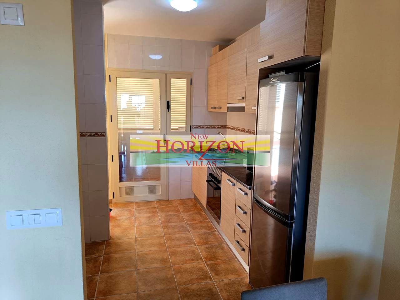 2 slaapkamer Flat te huur in La Alfoquia - € 530 (Ref: 9076680)