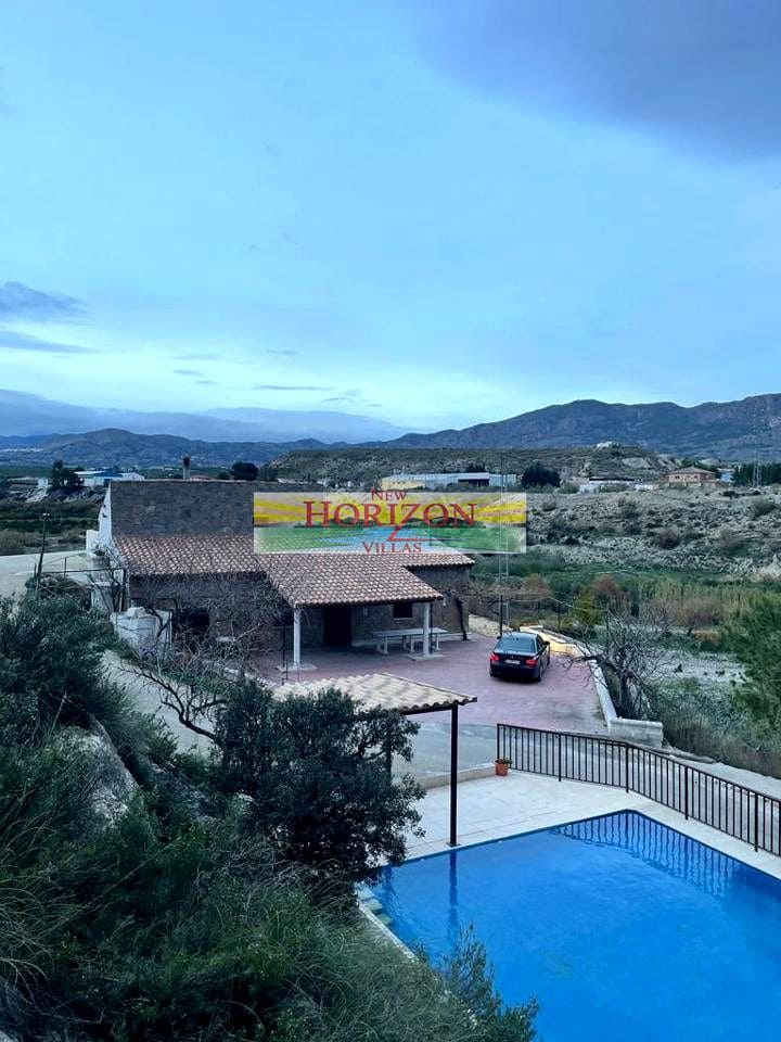 3 sypialnia Willa do wynajęcia w Purchena - 900 € (Ref: 9126056)