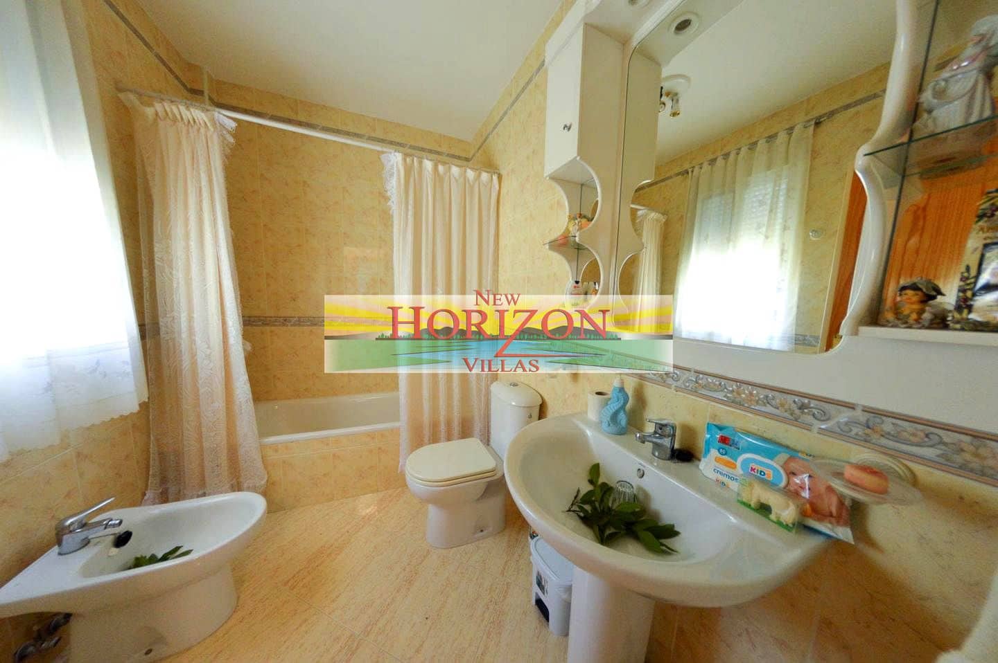 4 bedroom Flat for sale in Arboleas - € 114,900 (Ref: 9153261)