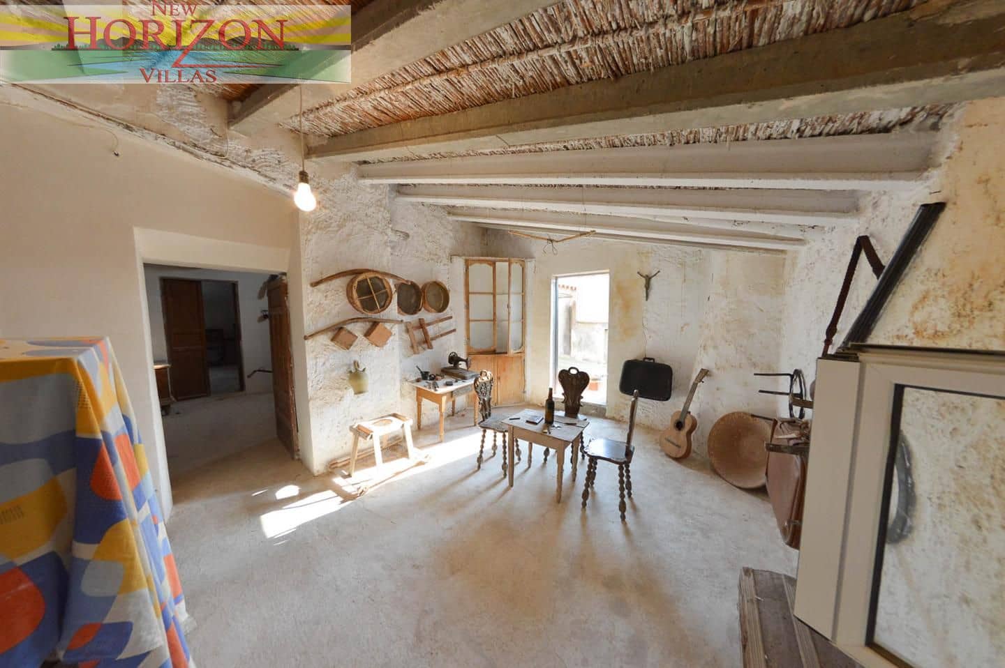 8 bedroom Villa for sale in Zurgena with garage - € 99,000 (Ref: 9191694)