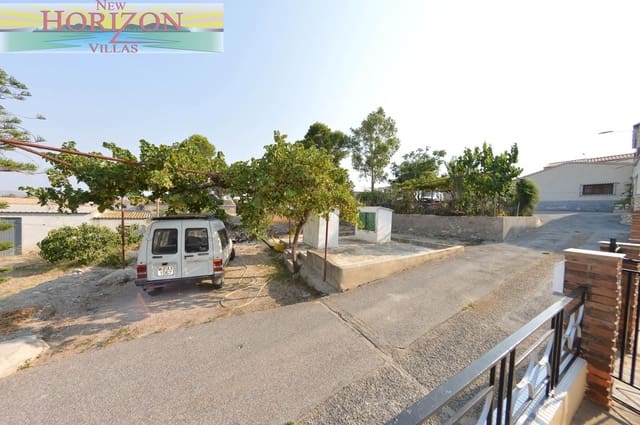 8 bedroom Villa for sale in Zurgena with garage - € 99,000 (Ref: 9191694)