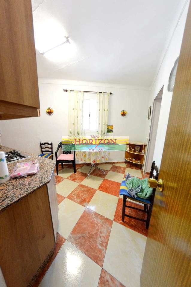 4 soveværelse Villa til leje i Zurgena - € 500 (Ref: 9205592)