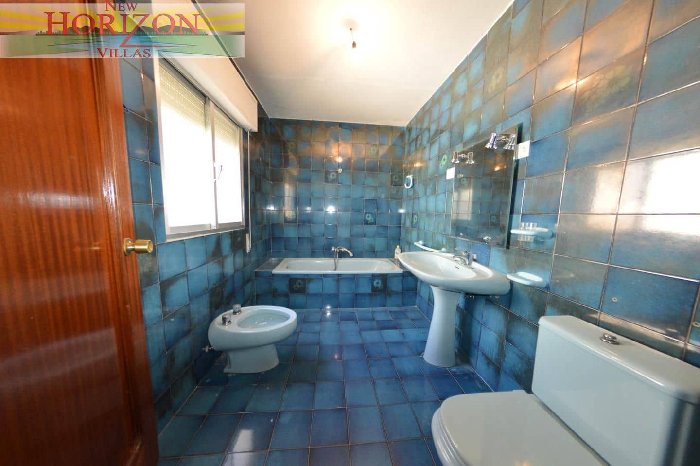 6 bedroom Villa for sale in Zurgena - € 150,000 (Ref: 9238738)