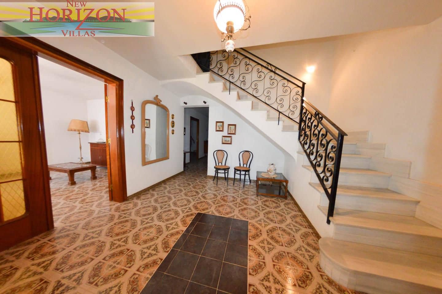 6 bedroom Villa for sale in Zurgena - € 150,000 (Ref: 9238738)