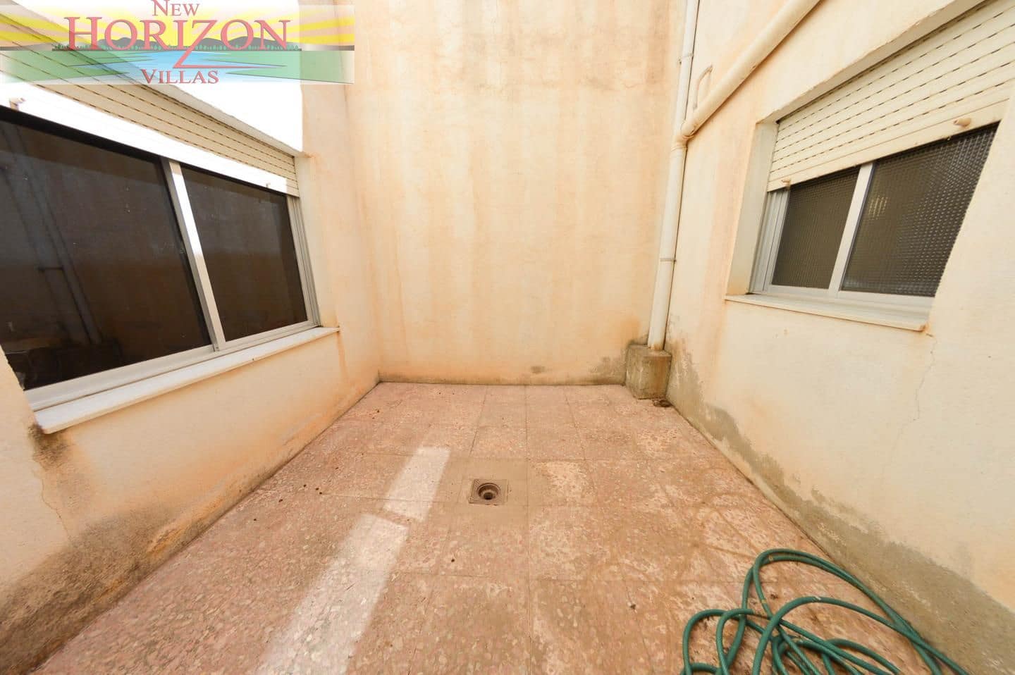 6 bedroom Villa for sale in Zurgena - € 150,000 (Ref: 9238738)