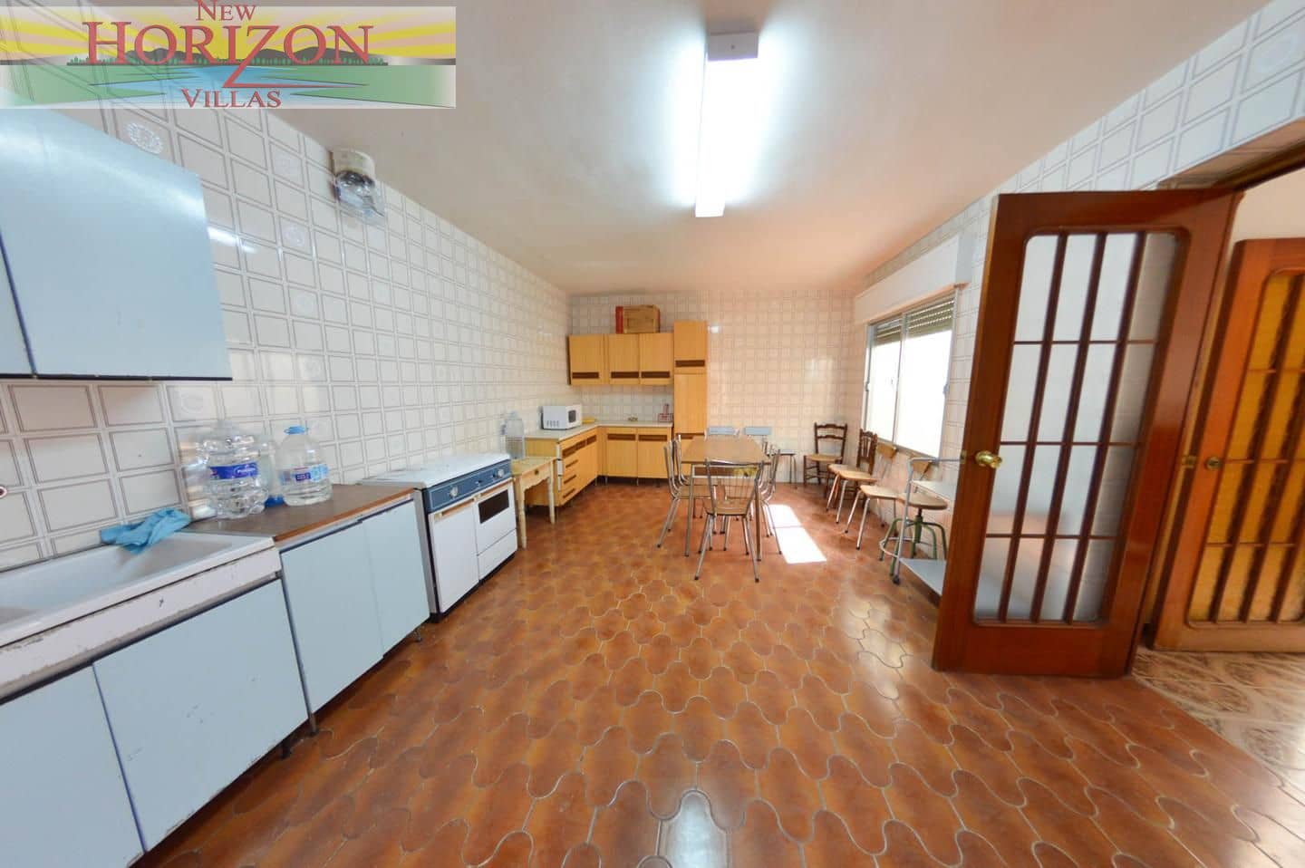 6 bedroom Villa for sale in Zurgena - € 150,000 (Ref: 9238738)