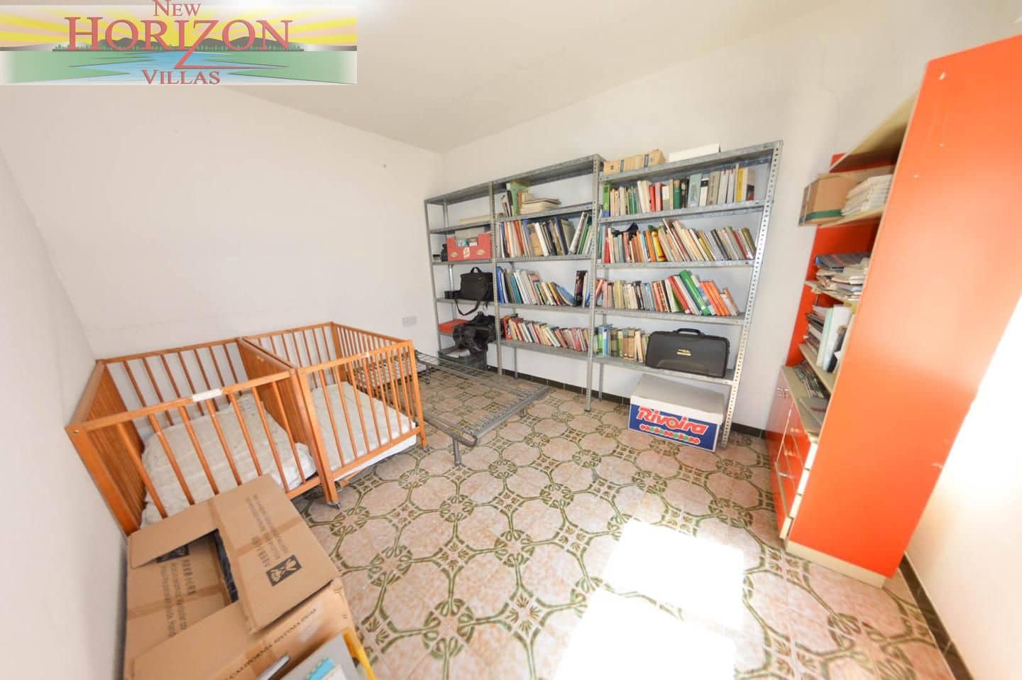 6 bedroom Villa for sale in Zurgena - € 150,000 (Ref: 9238738)