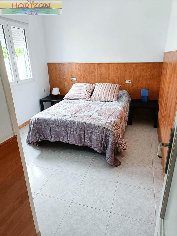 Villa/Maison de 3 chambres à louer à Vera avec piscine - 850 € (Ref: 9255587)