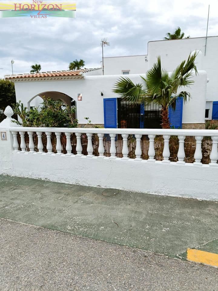 Villa/Maison de 3 chambres à louer à Vera avec piscine - 850 € (Ref: 9255587)
