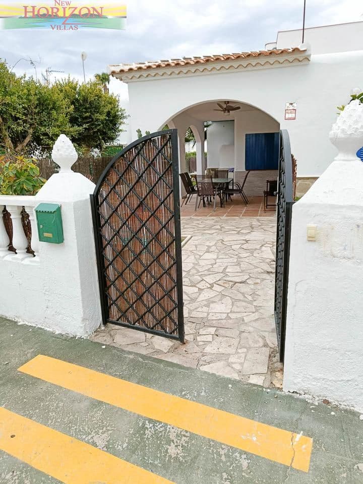 Villa/Maison de 3 chambres à louer à Vera avec piscine - 850 € (Ref: 9255587)