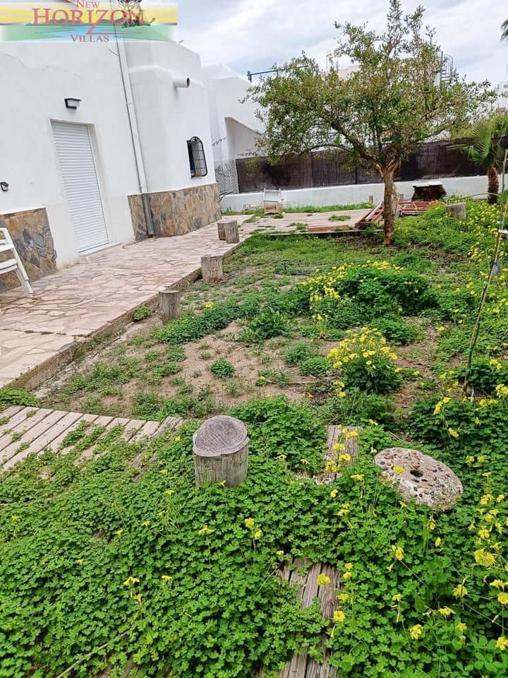 Villa/Maison de 3 chambres à louer à Vera avec piscine - 850 € (Ref: 9255587)
