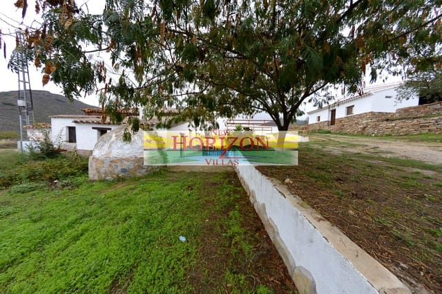 3 soveværelse Villa til leje i Lubrín - € 500 (Ref: 9314554)