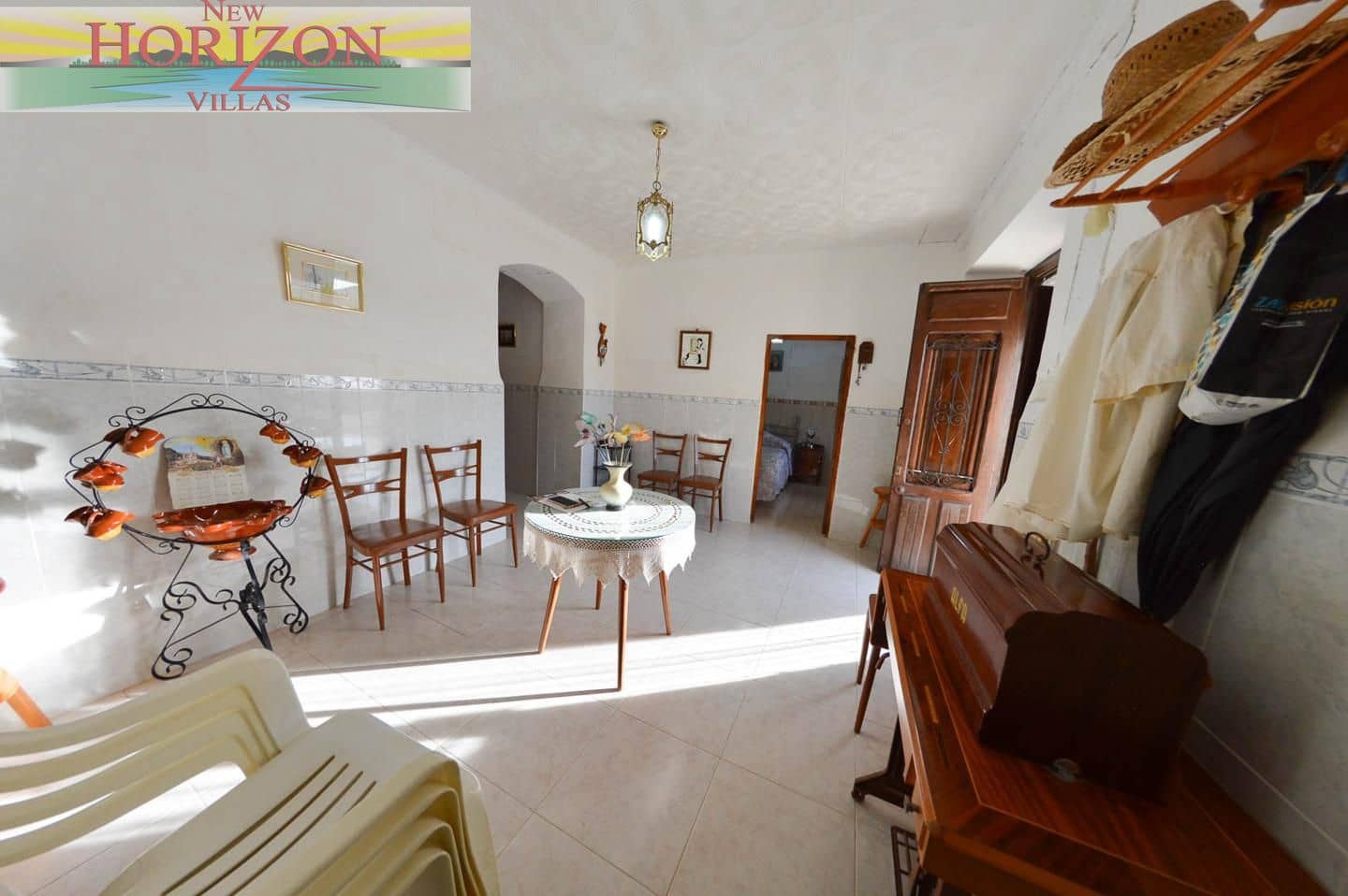 5 bedroom Villa for sale in Zurgena - € 179,000 (Ref: 9345309)