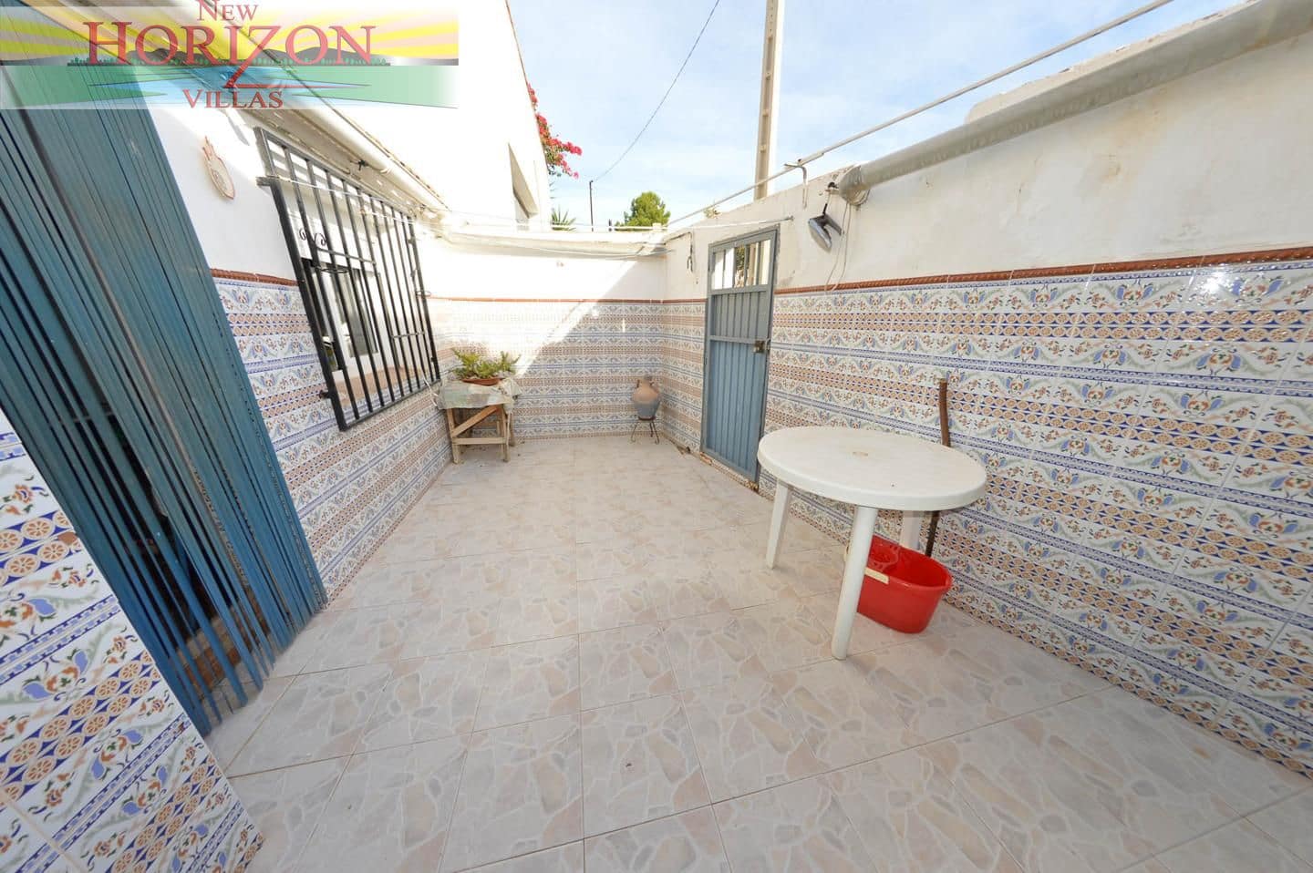 5 bedroom Villa for sale in Zurgena - € 179,000 (Ref: 9345309)