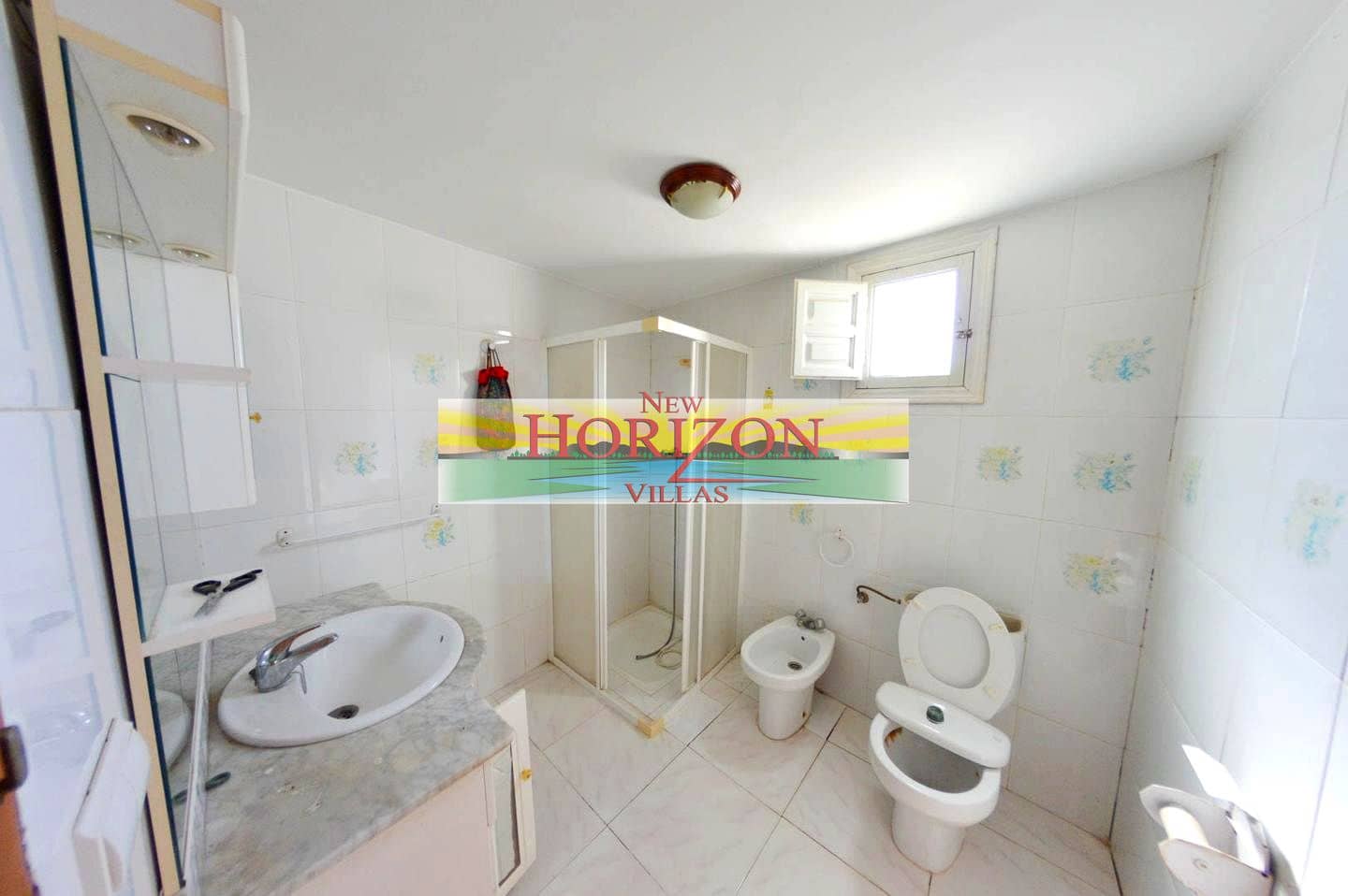 3 bedroom Villa for sale in Albox - € 200,000 (Ref: 9345619)