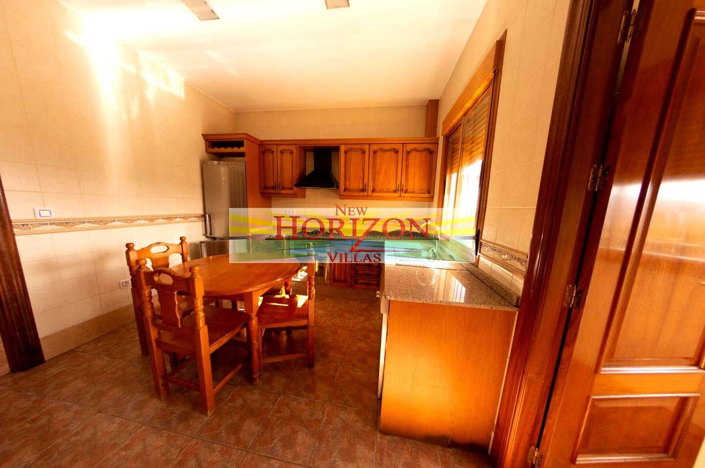 3 makuuhuone Huvila vuokrattavana paikassa Tijola - 1 000 € (Ref: 9374616)