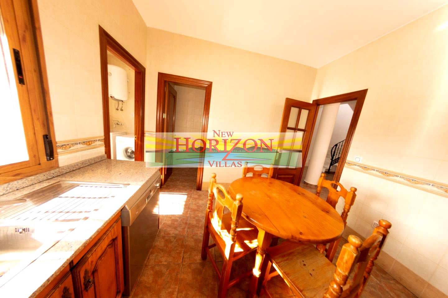 3 makuuhuone Huvila vuokrattavana paikassa Tijola - 1 000 € (Ref: 9374616)